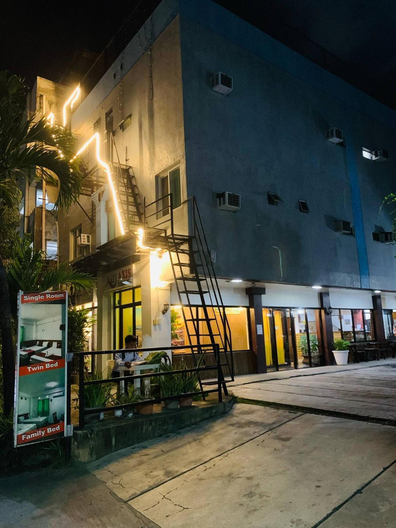 Hotel Axis Lapu-Lapu City